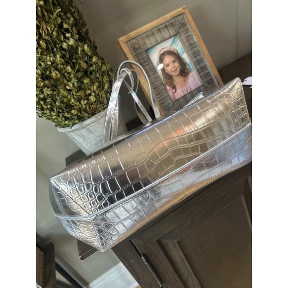 Mansur Gavriel Large Metallic Croc Tote Silver Womens Size OS - Picture 14 of 15